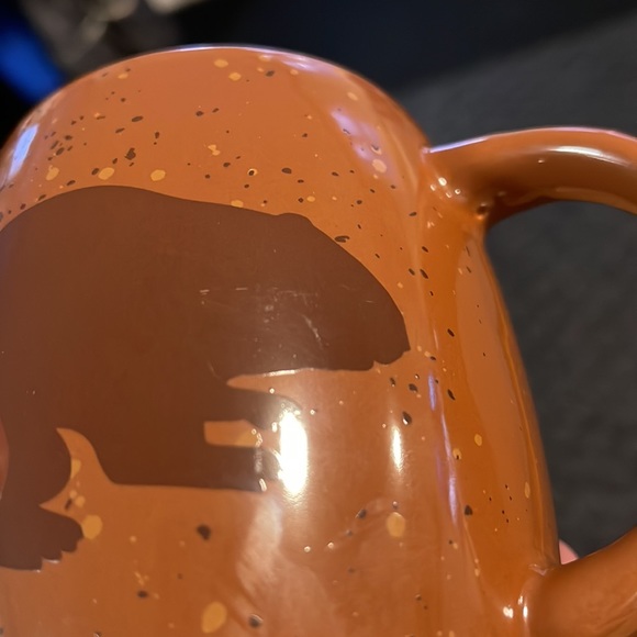 Tim Hortons #16 Limited Edition Beaver mug cup - Picture 5 of 5